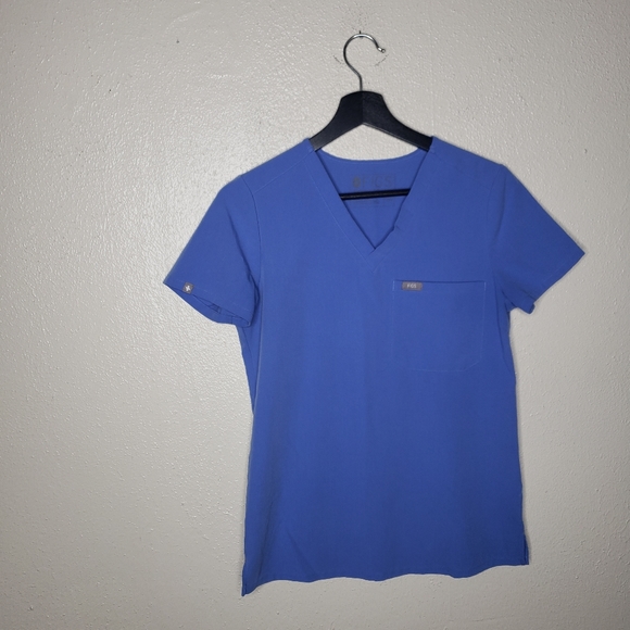 Figs Tops - Figs Capri Blue One-Pocket Scrub Top & Pant Set